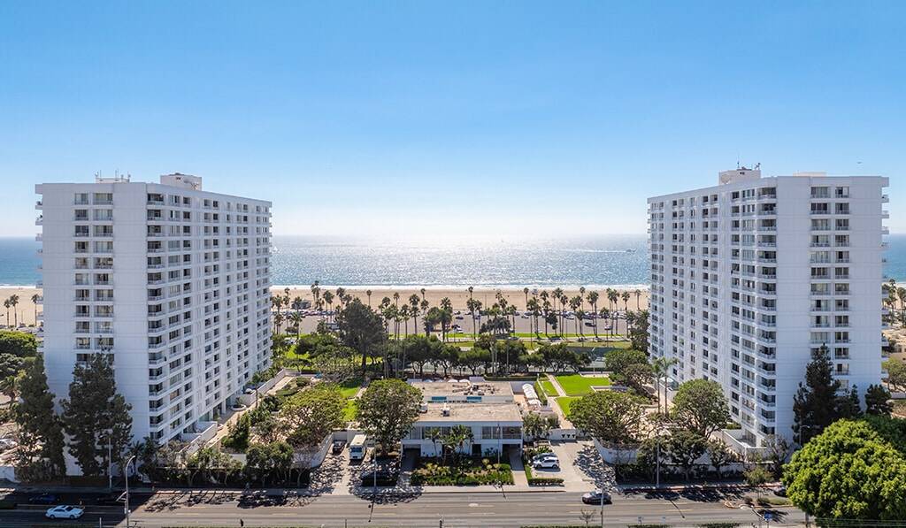 The Shores, aerial view with ocean in the background