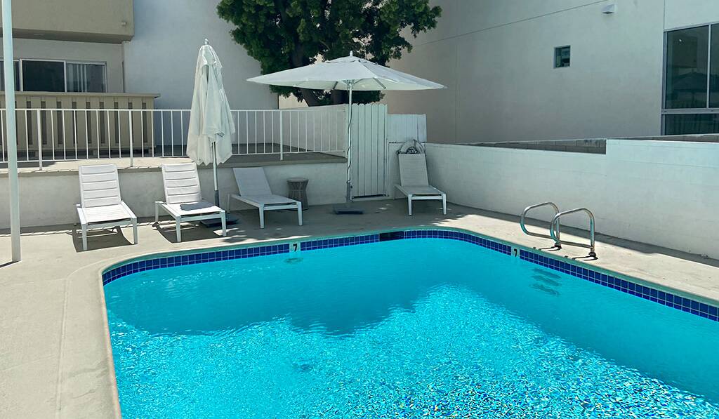 Kiowa Apartments pool