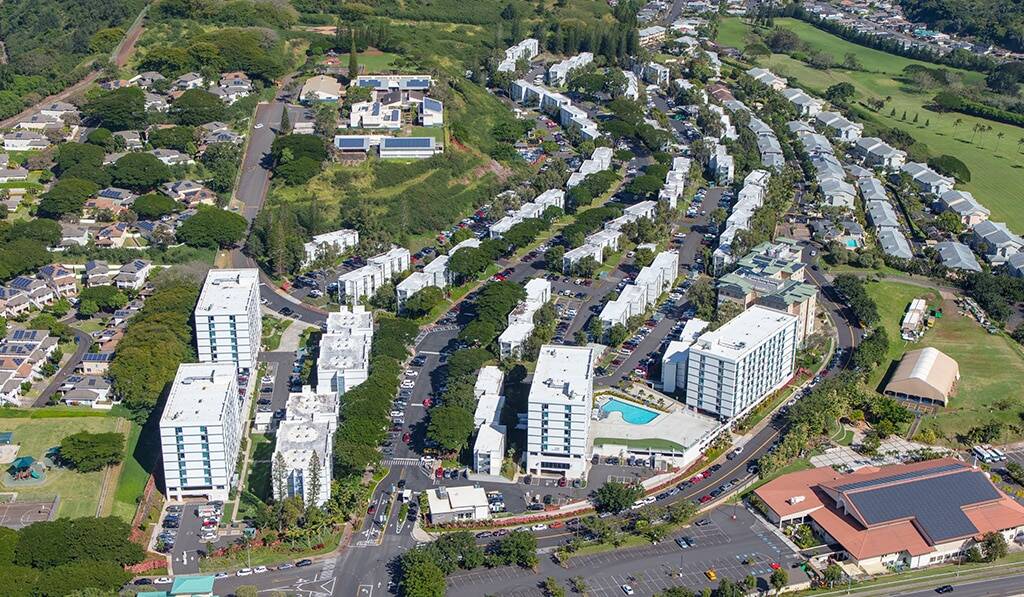 Moanalua Hillside Apartments aerial shot