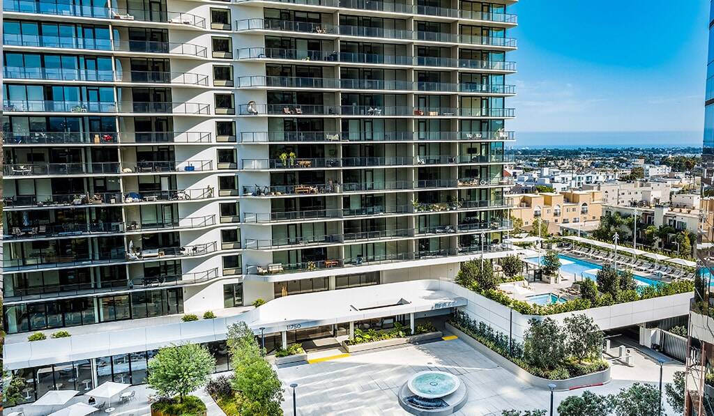 The Landmark Los Angeles exterior view