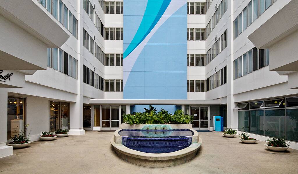 Fountain in front of Pacific Plaza
