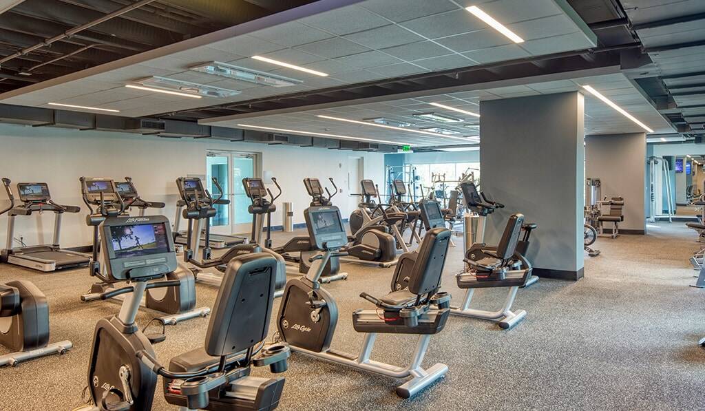 Fitness Center at Moanalua Hillside Apartment recumbant bikes and treadmills
