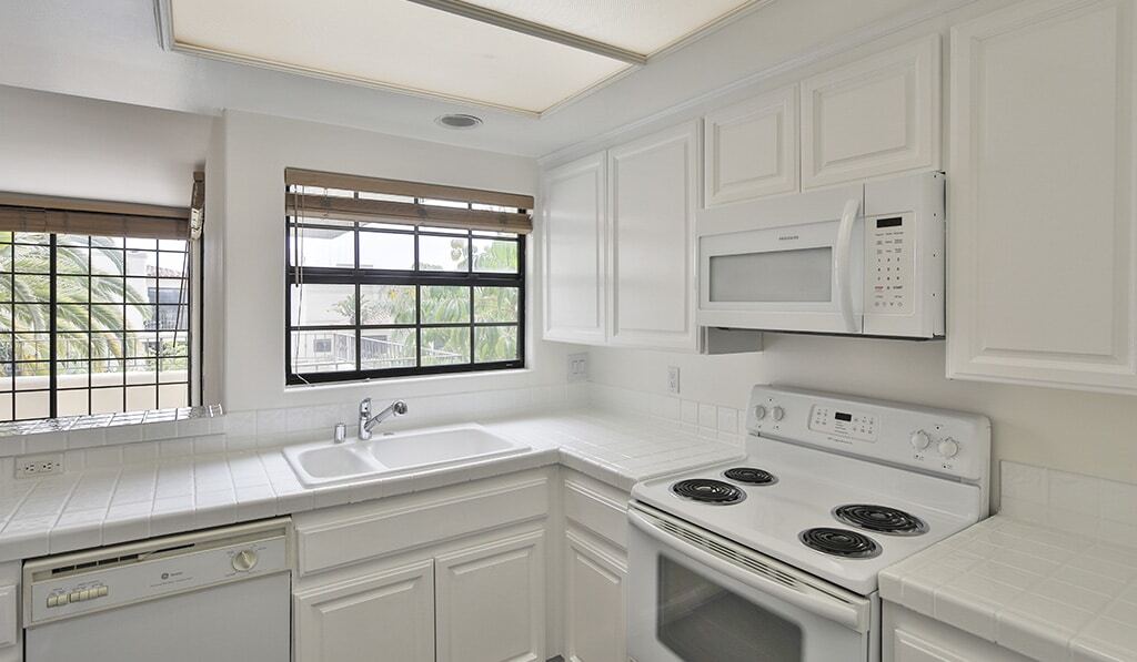 Open kitchen