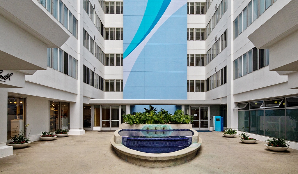 Fountain in front of Pacific Plaza