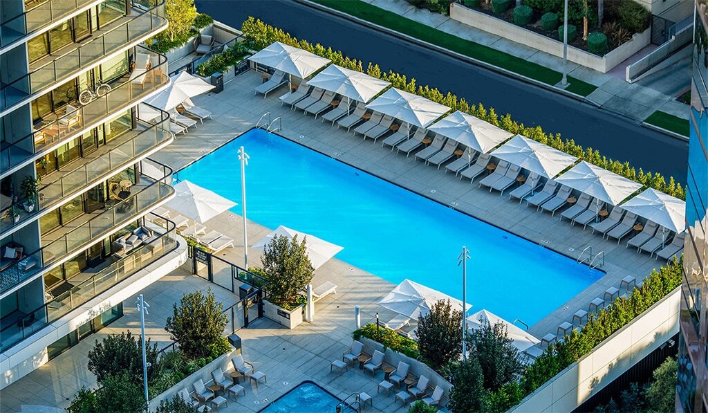 Pool at The Landmark Los Angeles